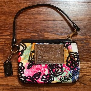 Coach poppy wristlet